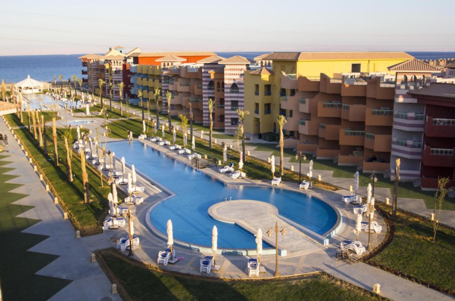 Porto El Sokhna image 1